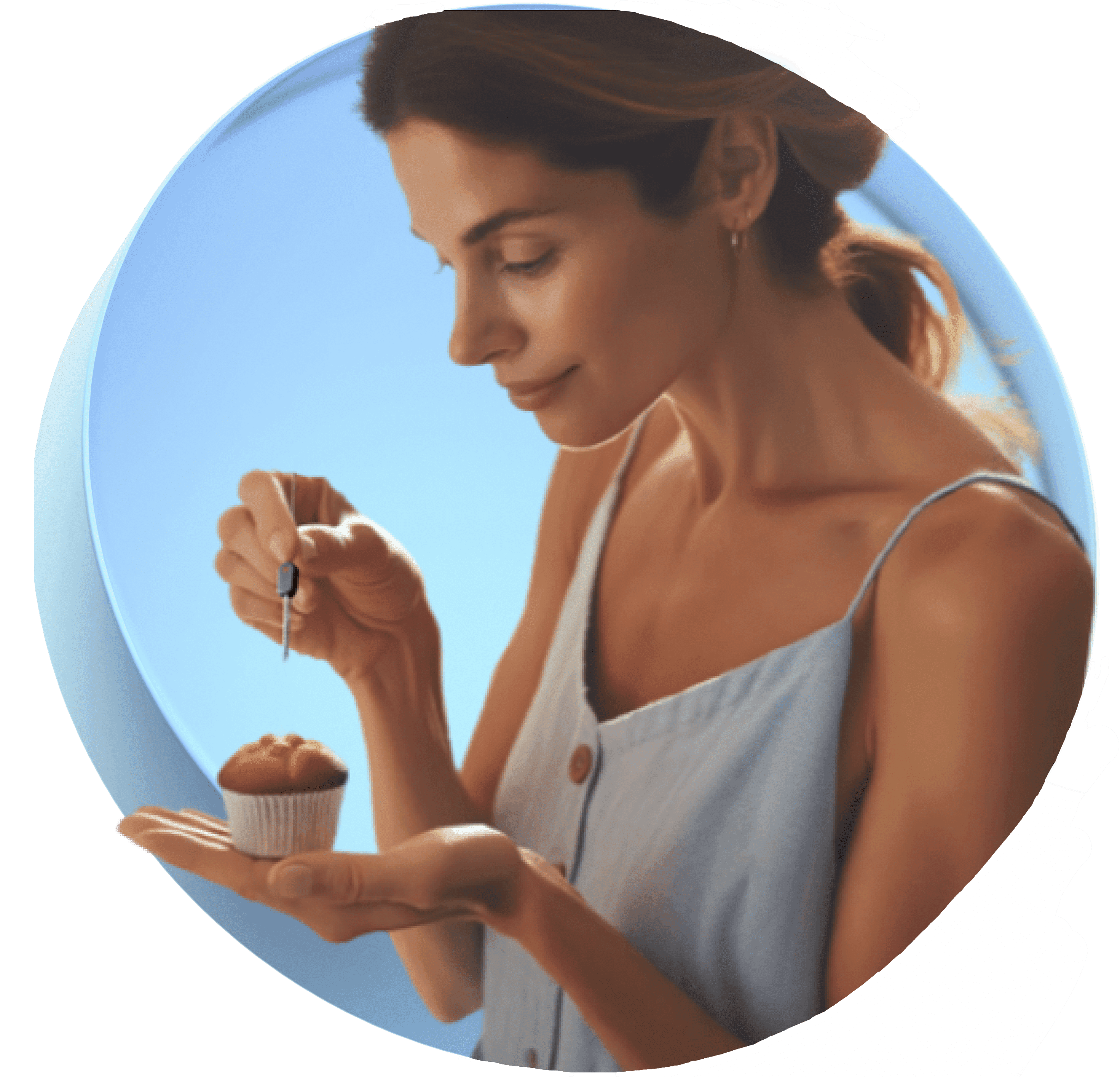 femme qui pique un gateau